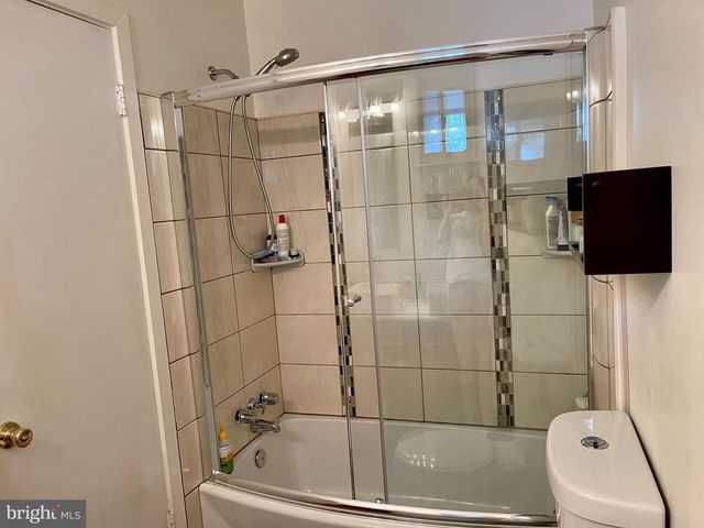 9808 FOREST GROVE DR, Silver Spring, MD 20902