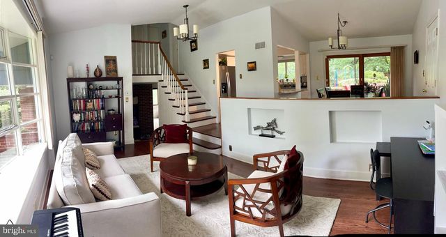 9808 FOREST GROVE DR, Silver Spring, MD 20902