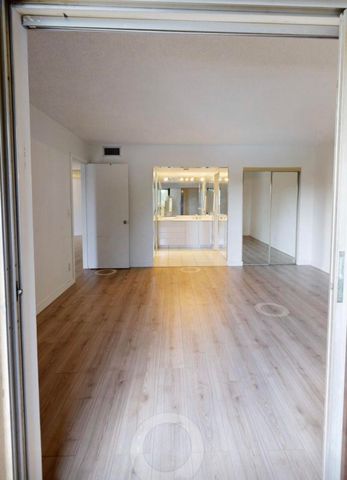 4025 N NOB HILL Road 205, Sunrise, FL 33351