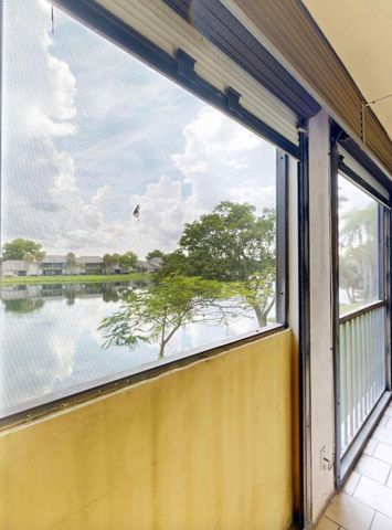 4025 N NOB HILL Road 205, Sunrise, FL 33351