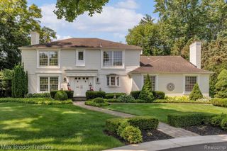 1451 Courtleigh Terrace, Bloomfield Hills, MI 48301
