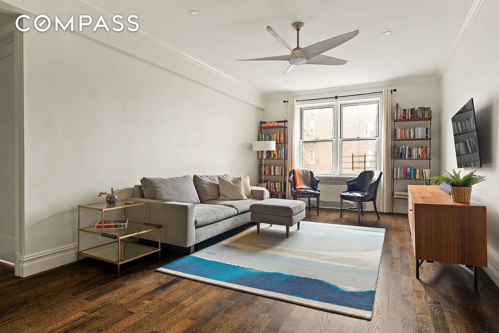 7312 35th Ave Apt C52, New York City, NY 11372