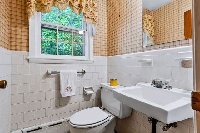 61 Page Road, North Attleboro, MA 02760