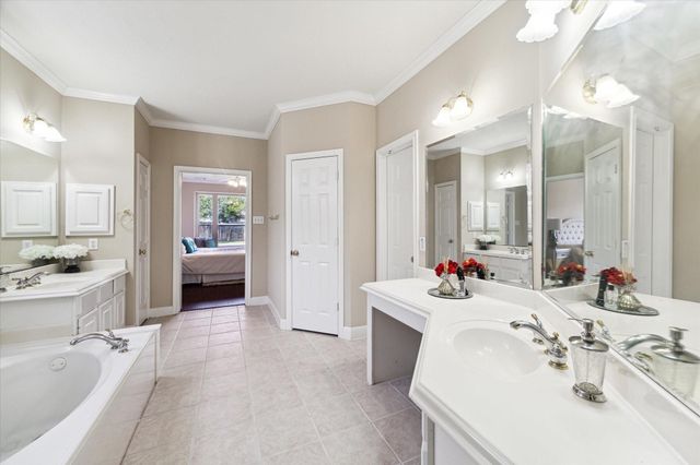 1818 Cross Spring Drive, Sugar Land, TX 77479