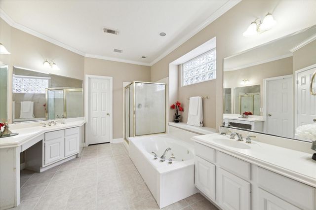 1818 Cross Spring Drive, Sugar Land, TX 77479