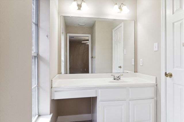1818 Cross Spring Drive, Sugar Land, TX 77479