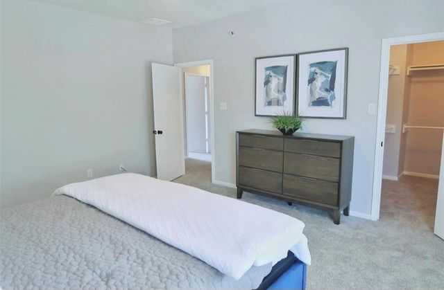 1410 Hunter Ridge Court, Fresno, TX 77545