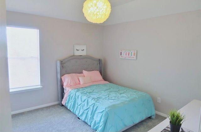 1410 Hunter Ridge Court, Fresno, TX 77545