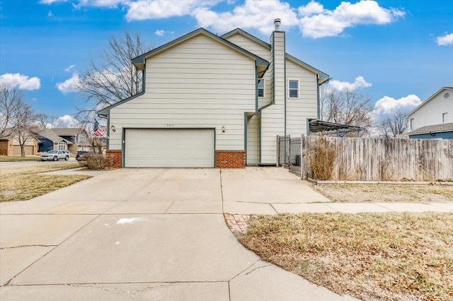 9915 W Jamesburg St, Wichita, KS 67212