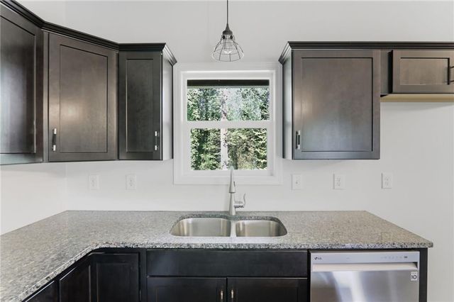 3821 Crestmore Drive NE, Kennesaw, GA 30144