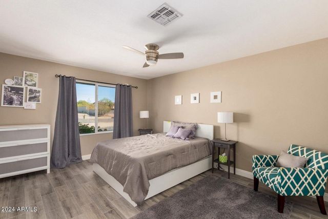 2350 N 55TH Street, Phoenix, AZ 85008