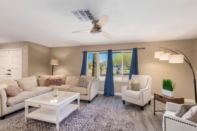 2350 N 55TH Street, Phoenix, AZ 85008