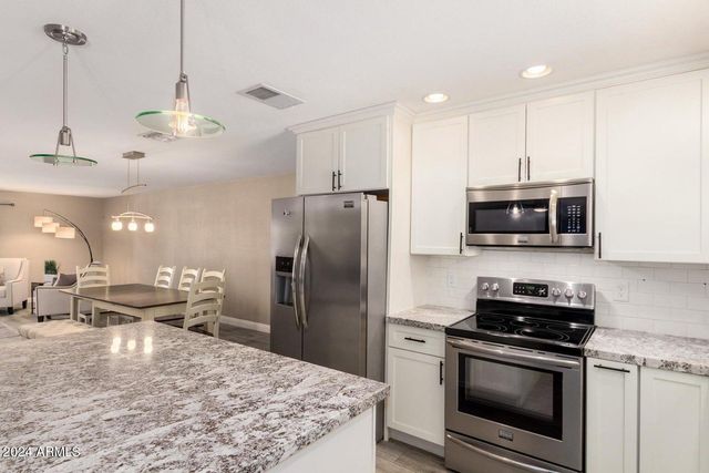 2350 N 55TH Street, Phoenix, AZ 85008