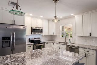 2350 N 55TH Street, Phoenix, AZ 85008