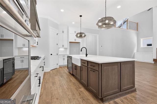 5812 Mitchell Street, Flowery Branch, GA 30542