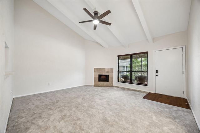 5711 Sugar Hill Drive 100, Houston, TX 77057