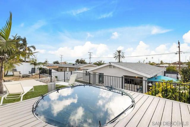 1432 Santa Rosa St, Oceanside, CA 92058