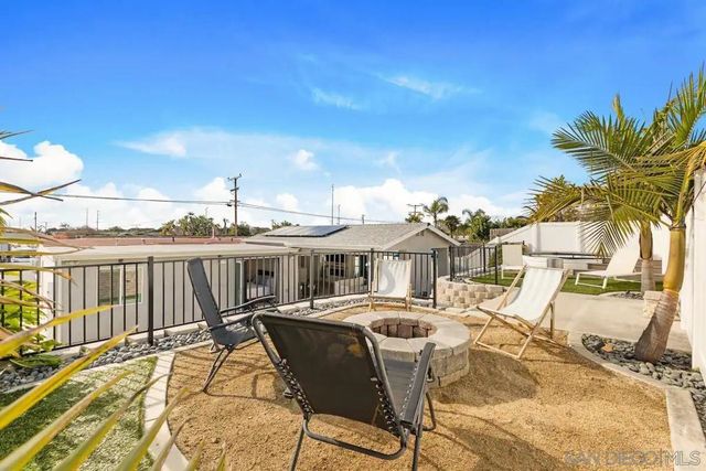 1432 Santa Rosa St, Oceanside, CA 92058