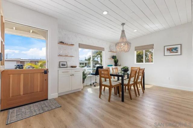 1432 Santa Rosa St, Oceanside, CA 92058