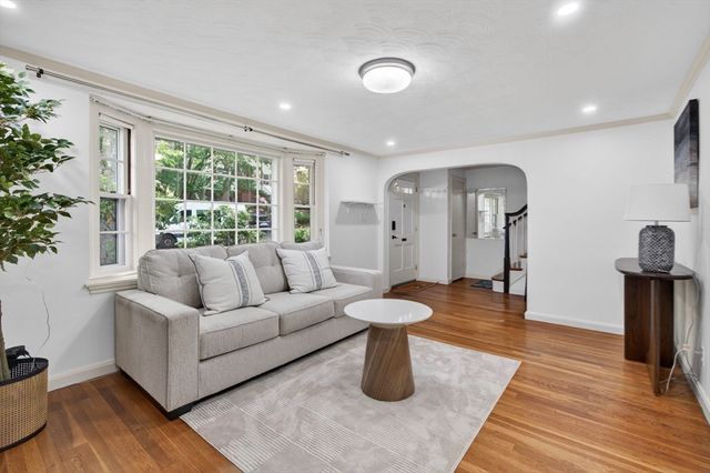 64 Redlands Rd, Boston, MA 02132