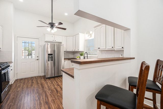 3515 Winnie Street, Galveston, TX 77550