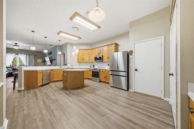 25540 RISEN STAR DRIVE, Wesley Chapel, FL 33544