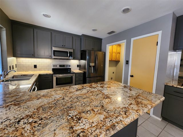 3920 Woodruff Court, Arlington, TX 76017