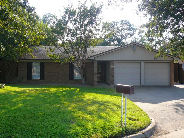 3920 Woodruff Court, Arlington, TX 76017