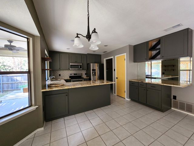 3920 Woodruff Court, Arlington, TX 76017