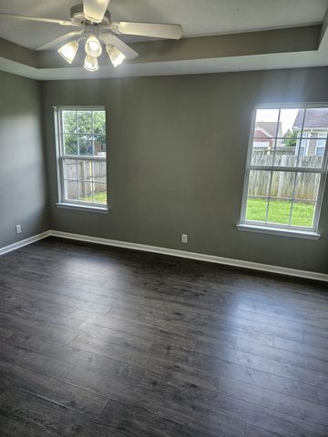 3239 Cinch Ct, Murfreesboro, TN 37128