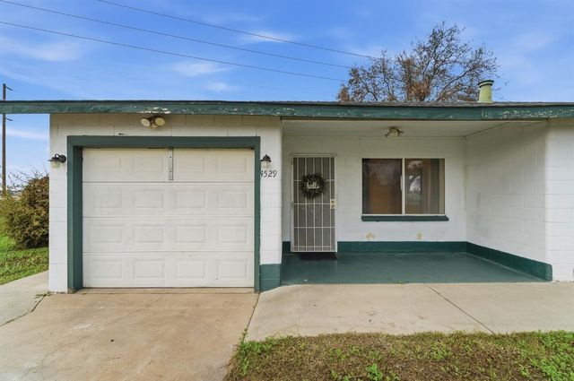 4529 E Briggsmore Ave, Modesto, CA 95355