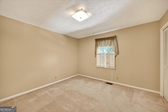 673 Commanche Drive, Macon, GA 31210