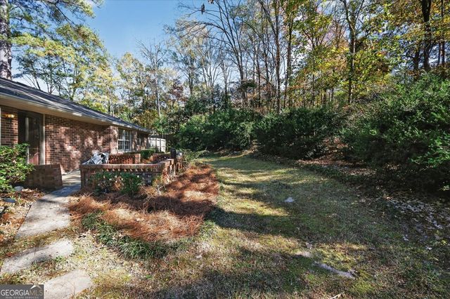 673 Commanche Drive, Macon, GA 31210