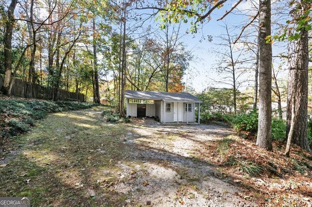 673 Commanche Drive, Macon, GA 31210