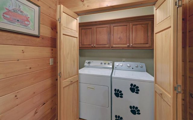 803 Brookhaven Lane, Blue Ridge, GA 30513