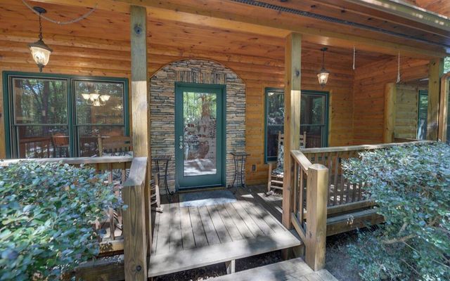 803 Brookhaven Lane, Blue Ridge, GA 30513