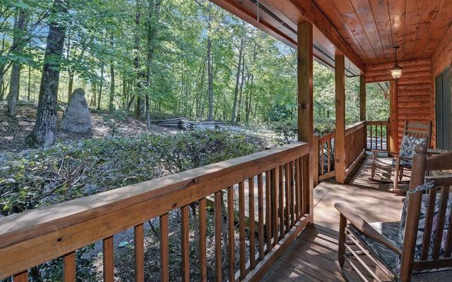 803 Brookhaven Lane, Blue Ridge, GA 30513