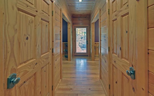 803 Brookhaven Lane, Blue Ridge, GA 30513