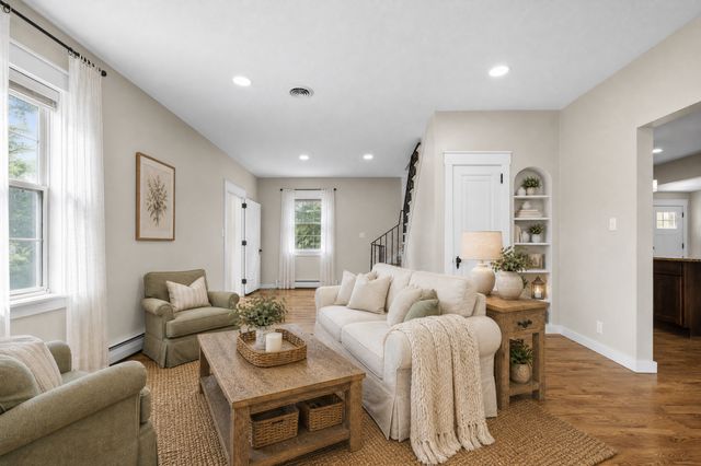 2943 Xenwood Avenue S, Saint Louis Park, MN 55416