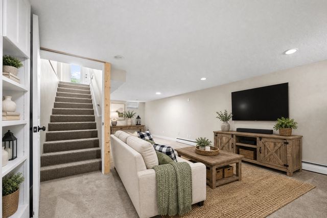 2943 Xenwood Avenue S, Saint Louis Park, MN 55416