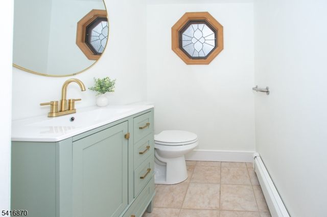 10 Second St, Branchville Boro, NJ 07826