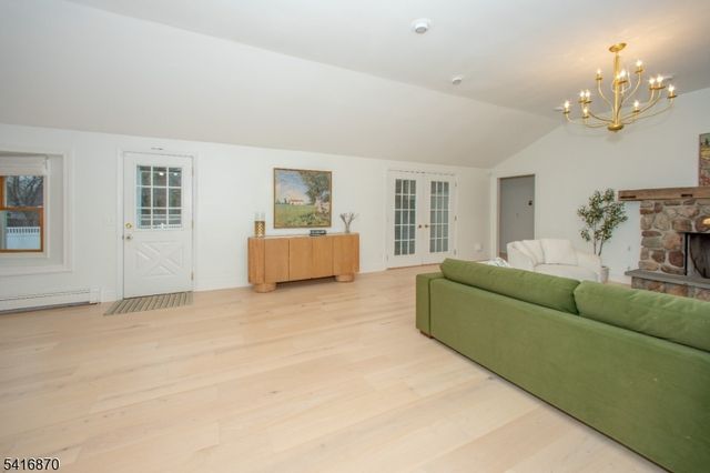 10 Second St, Branchville Boro, NJ 07826