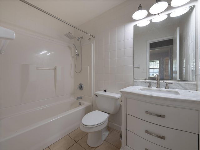 26424 SW 1ST AVENUE, Newberry, FL 32669