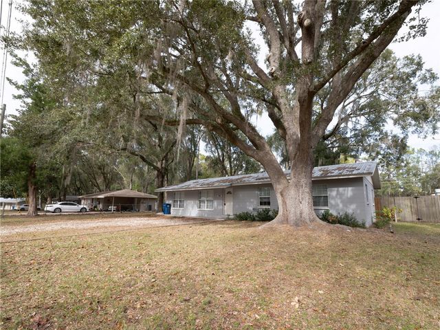 26424 SW 1ST AVENUE, Newberry, FL 32669