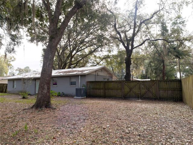 26424 SW 1ST AVENUE, Newberry, FL 32669