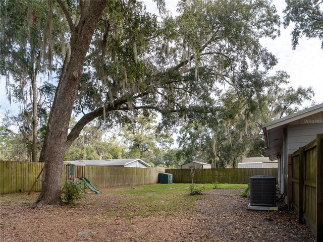26424 SW 1ST AVENUE, Newberry, FL 32669