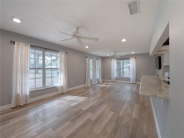 26424 SW 1ST AVENUE, Newberry, FL 32669