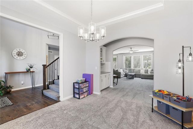9161 Green Road, Lenexa, KS 66227