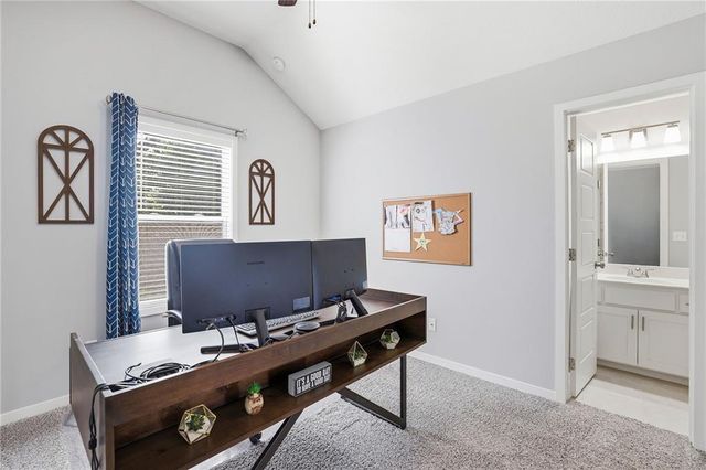 9161 Green Road, Lenexa, KS 66227