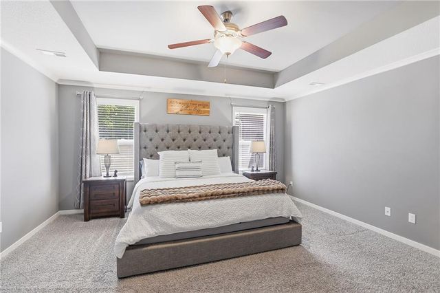 9161 Green Road, Lenexa, KS 66227